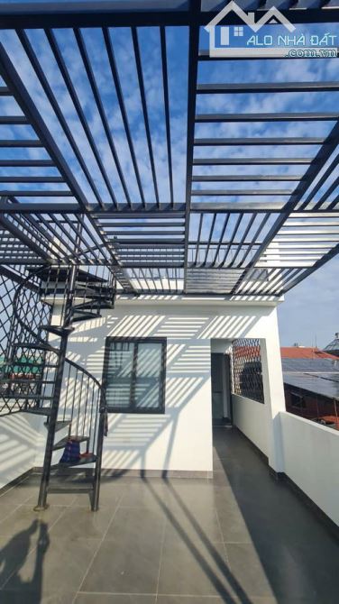 CHÍNH CHỦ BÁN NHÀ NGUYỄN VĂN CỪ - LONG BIÊN - HÀ NỘI : 72m2 - 6 TẦNG THANG MÁY - 6