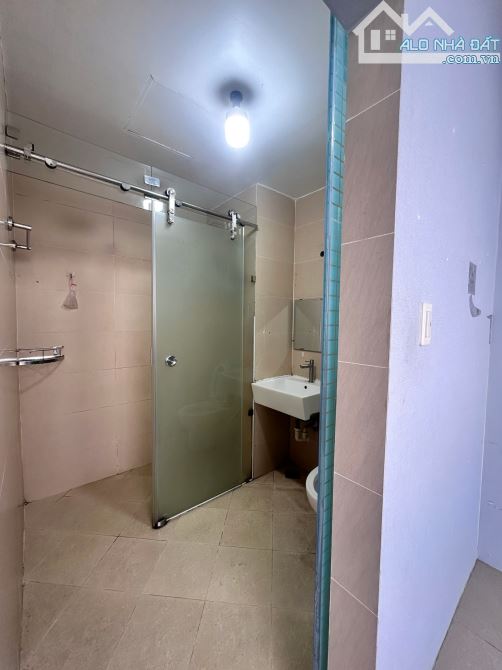 Căn hộ  Hoàng KIm Thế Gia, BÌnh Tân: 85m2-3p ngủ,2wc,10tr/th - 7