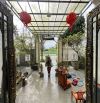 THANG MÁY XỊN XÒ - NỘI THẤT ỐP GỖ - ĐƯỜNG LỚN ĐẸP NHẤT KĐT - VIEW HỒ.