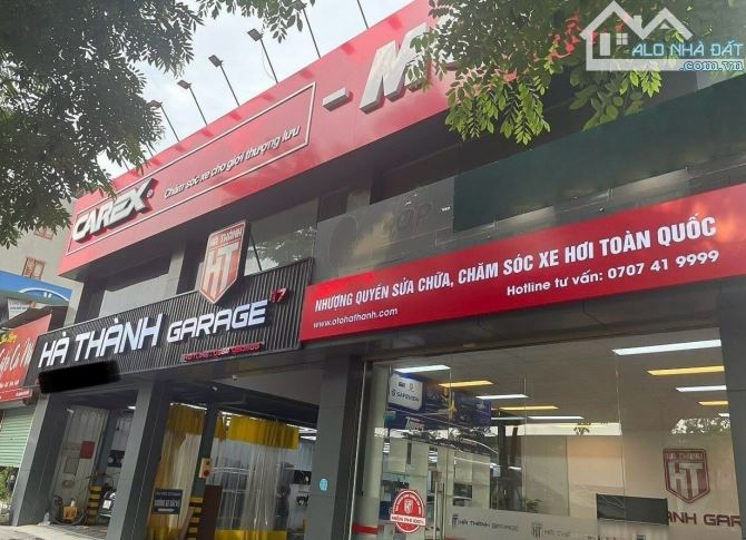 Hot - Bán gấp nhà mặt phố Nguyễn Văn Cừ, Long Biên - 1400m2 x nhà C4 - mt 18,5m