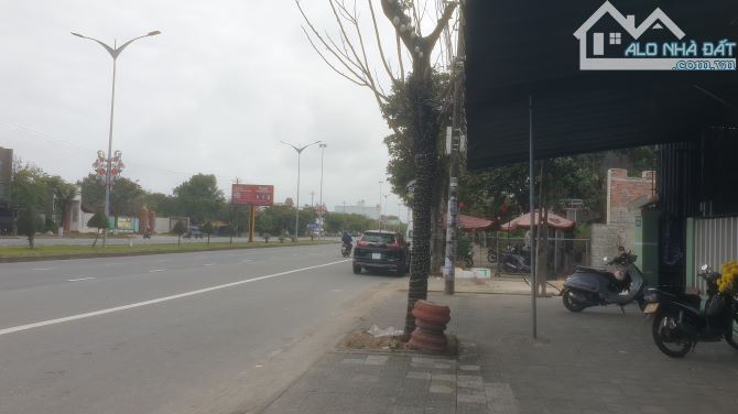 Bán Nhà 2 Tầng Sát Trần Hưng Đạo.