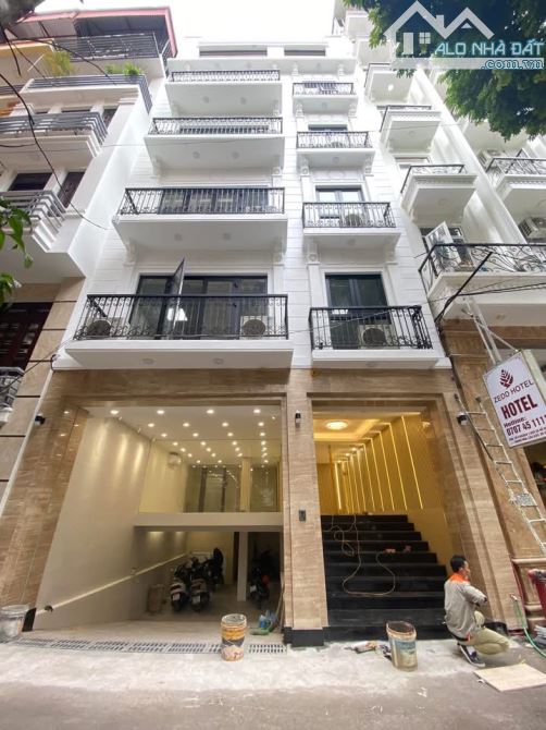 TOÀ VĂN PHÒNG PHỐ ĐỒ QUANG, CẦU GIẤY 7 TẦNG NỔI 1 TẦNG HẦM, VIEW SÂN VƯỜN