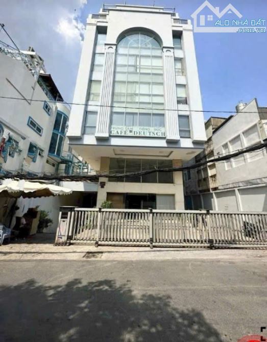 Building trung tâm phường ĐaKao, Quận 1. DT: 15*34.5, NH 24m, hơn 4000m2 sàn