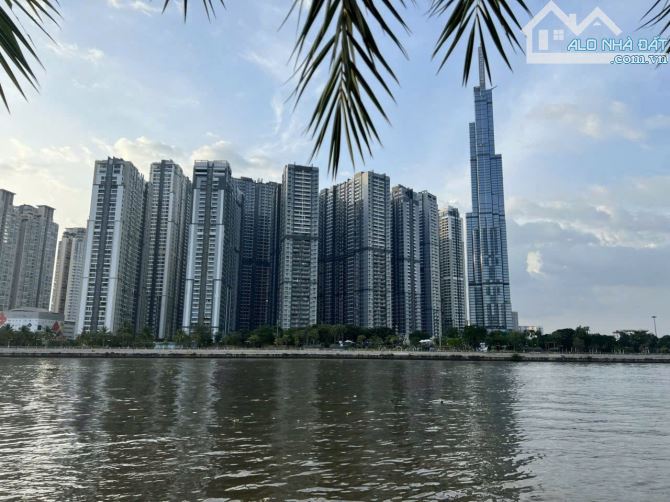 Ngộp! Bán Khuôn Villa Khu River Mark, Trần Não, Quận 2, 15x20, CN 300m2 chỉ 230tr/m2