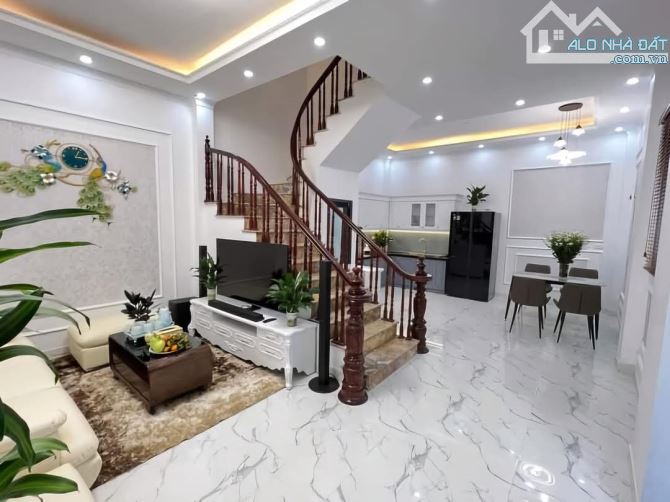 Bán gấp nhà riêng Nguyễn Xiển, Hạ Đình, Thanh Xuân, gara, vỉa hè, kd, 54m, 5T, chỉ 21.7tỷ