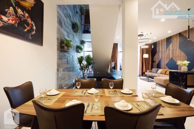 🏖Bán Biệt Thự 4T mặt Biển, đối diện Resort Marriott, kết nối FPT Đà Nẵng.