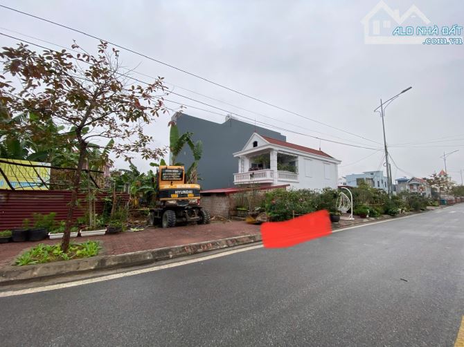 Quá đẹp lô đất quay thẳng vào tđc Áp Tràn - Dương Quan - Thuỷ Nguyên giá ngon.