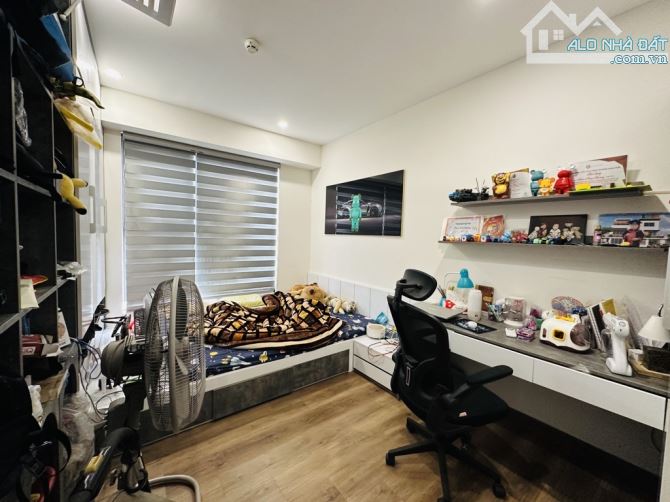 BÁN GẤP NHÀ THẠCH BÀN-  40m2 x 6T -  THANG MÁY - NGÕ NÔNG - Ô TÔ TRÁNH