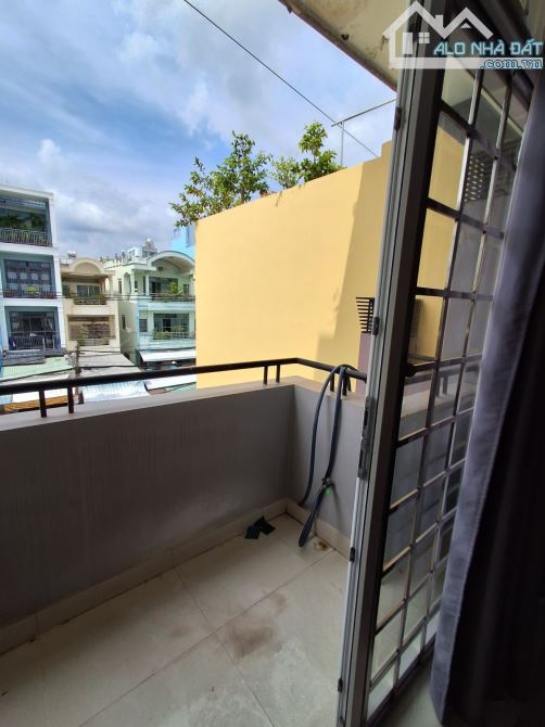 Mặt tiền Bùi Minh Trực p5 Q8, 4x24, 96m2 chỉ 16 tỷ - 10
