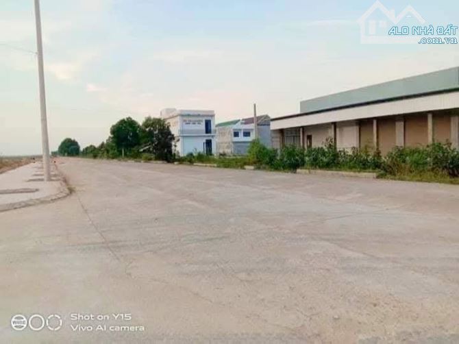 📢 BÁN NHANH LÔ ĐẤT GÓC 2 MẶT TIỀN VÀ 1 MẶT THOÁNG KQH PHỐ MỚI CHỢ NONG VỊ TRÍ CẠNH CHỢ - 3