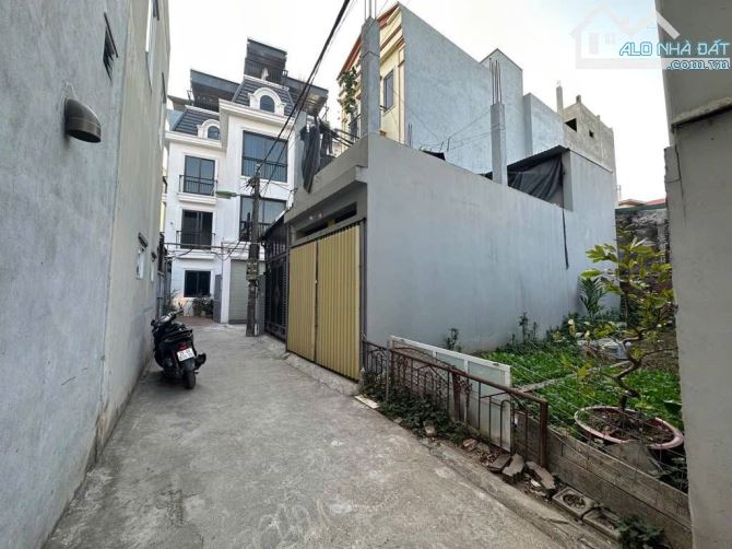 BÁN ĐẤT VIỆT YÊN NGŨ HIỆP. Ô TÔ ĐỖ CỦA . VỊ TRÍ ĐẢNG CẤP - 1