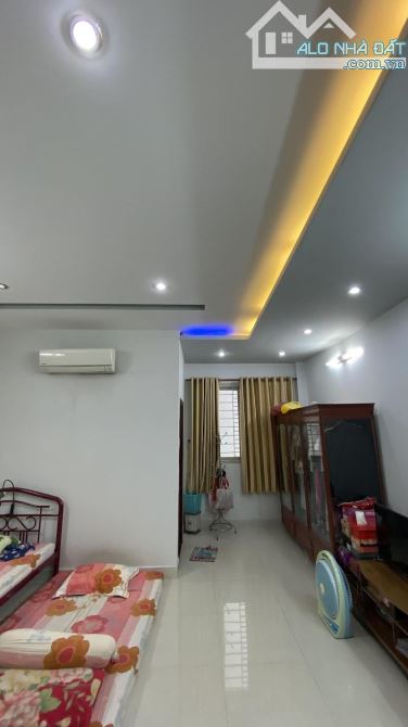 **Bán nhà HXH Ni Sư Huỳnh Liên** p10 Tân Bình; 5,2 x 21 - 105m2 -11 tỷ - 1