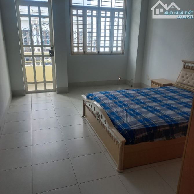 GIÁP Q1 Q7 - NHÀ HXH DƯƠNG BÁ TRẠC - MỚI, Ở NGAY - 4X17M - CHỈ 6 TỶ - 1