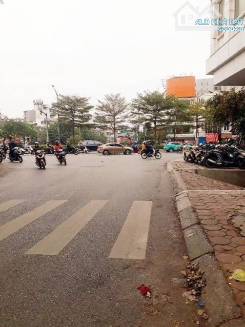 Bán nhà Phố Nguyễn Trãi, Thanh Xuân, vỉa hè kinh doanh. DT: 60m. Giá: 16 tỷ 9 - 1