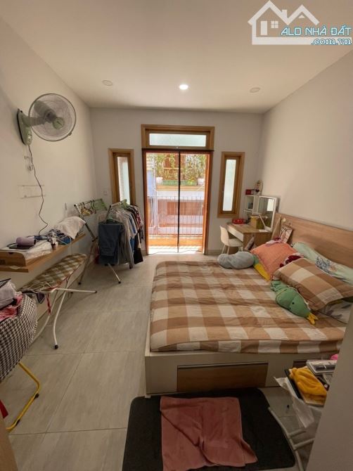 20M RA MT NGUYỄN THỊ NHỎ - TRƯỚC NHÀ 3M - 54M - 4 TẦNG - 4PN - CHỈ 6,8 TỶ - 1