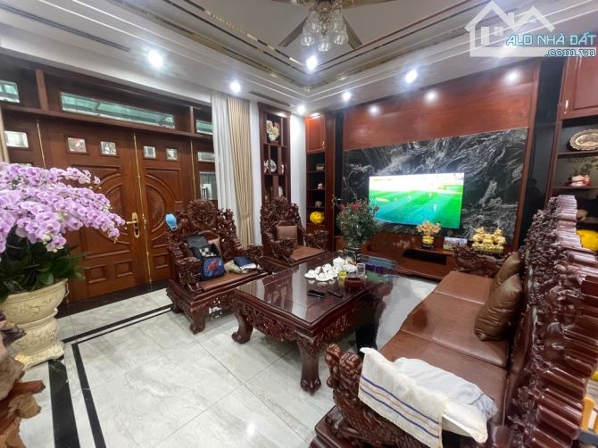 BIỆT THỰ ĐẲNG CẤP -THANG MÁY NỘI THẤT CHÂU ÂU -AN NINH TUYỆT ĐỐI - TRUNG TÂM HÀ ĐÔNG. - 1