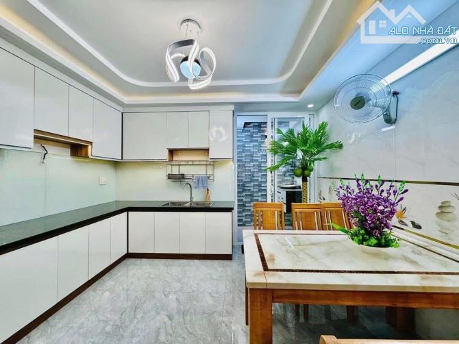 ⭐ Nhà đẹp mới hoàn công đường Nguyễn Văn Quá, Quận 12 / 62,8m² / 2 Tỷ 260 (Sổ Hồng Riêng) - 2