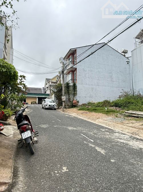 100m2 Đất Hai Mặt Tiền KQH Chỉnh Chu Đường Nhựa 8m Thông Nhau Cách Hồ Xuân Hương Chỉ 1,5km - 2