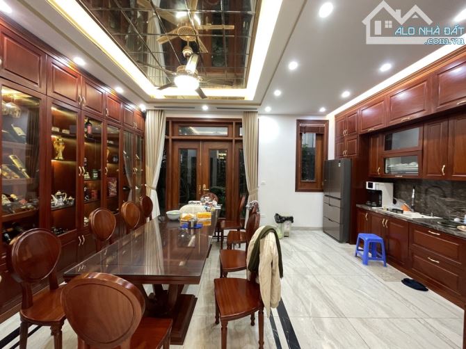 BIỆT THỰ ĐẲNG CẤP -THANG MÁY NỘI THẤT CHÂU ÂU -AN NINH TUYỆT ĐỐI - TRUNG TÂM HÀ ĐÔNG. - 2