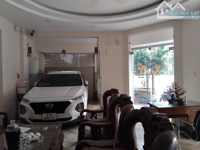Nhà mặt tiền 160m2 đường Liên Phường. Phước Long b. Q9 - 2