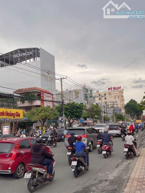 Cần bán căn nhà phố mặt tiền Lê Duẫn, full thổ cư, 1 trệt 2 lầu, thuận lợi kinh doanh - 3