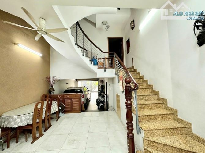 🏡🏡🏡 NHÀ 4 TẦNG - HẺM XE TẢI THÔNG PHẠM VĂN BẠCH TÂN SƠN . PHƯỜNG 15 .TÂN BÌNH  + DT 100 - 3