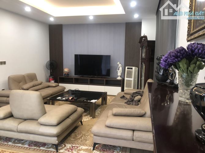 VIP! HOÀNG CẦU LÔ GÓC KIM CƯƠNG 100m2 MT 18 SỔ ĐẸP ĐẦU TƯ KINH DOANH ĐỈNH GIÁ TRỊ GIA TĂNG - 4