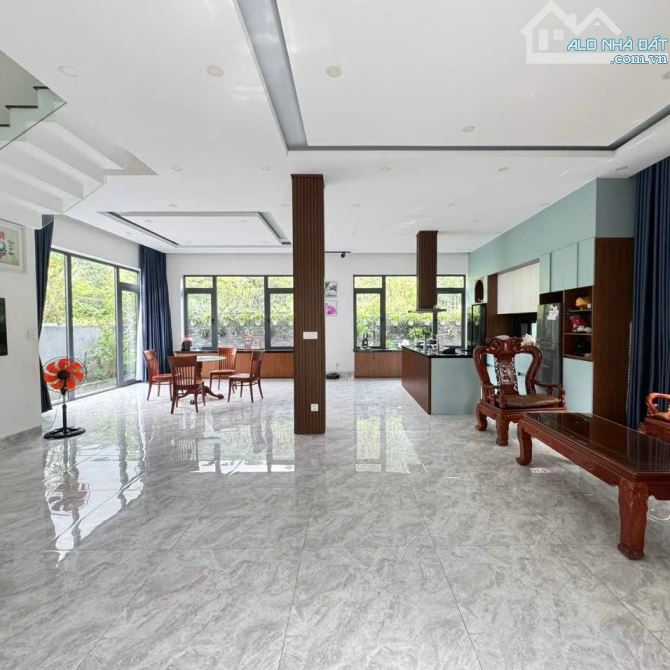 BÁN VILLA 3 TẦNG VIEW BIỂN SƠN TRÀ – MẶT TIỀN LƯƠNG HỮU KHÁNH, ĐÀ NẴNG - 4