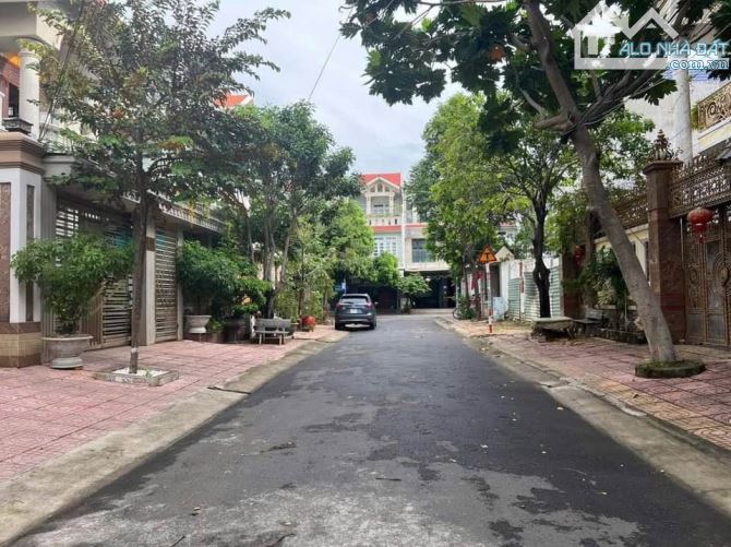 Bán căn biệt thự Khu Đại An Phường 9 TPVT , giá 18.5 tỷ , Xây tâm huyêt DT 170m2 - 4