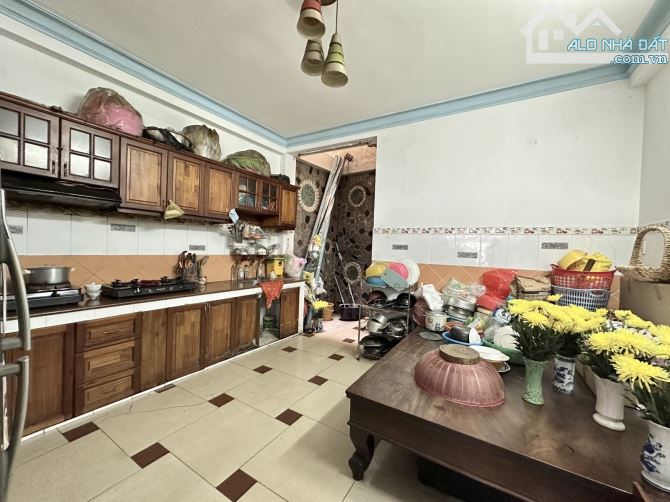 Bán nhà Phan đăng lưu Phú nhuận - 4x19m2 - 4 tầng - 10 tỷ. - 4