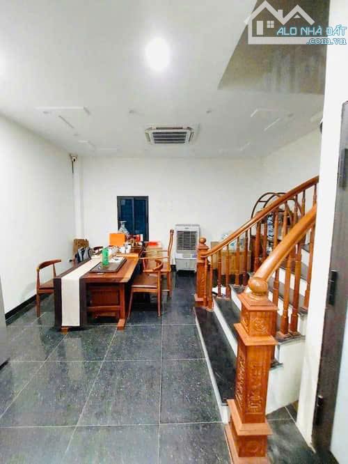 BÁN NHÀ, PHÂN LÔ LẠC LONG QUÂN,Ô TÔ TRÁNH, 7 TẦNG THANG MÁY, MT 5 M, GALA Ô TÔ - 4
