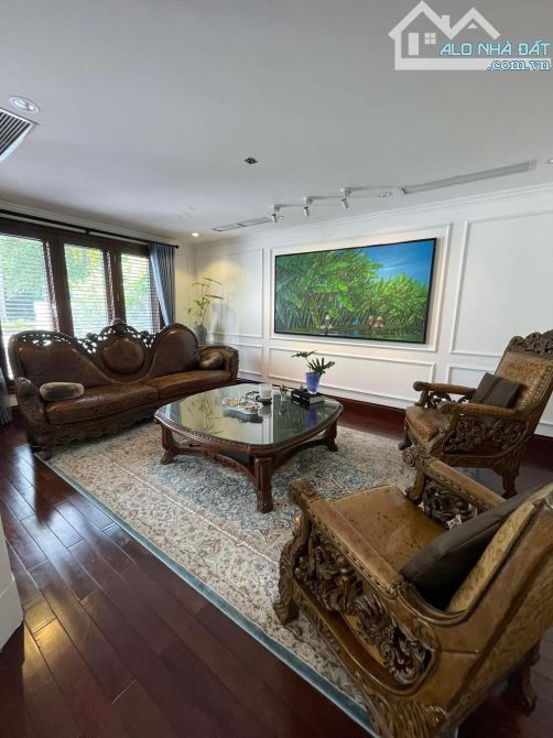 BÁN SIÊU BIỆT PHỦ CIPUTRA 335M2- 4 TẦNG THANG MÁY- LÔ GÓC MT 16M- GIÁ 126 TỶ - 4