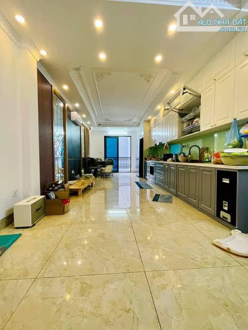 Bán nhà khu 918 , 6 Tầng , DT 42m2 , MT 3.6m, Giá 11.9 tỷ , Ô tô tránh - Sân Golf - 4