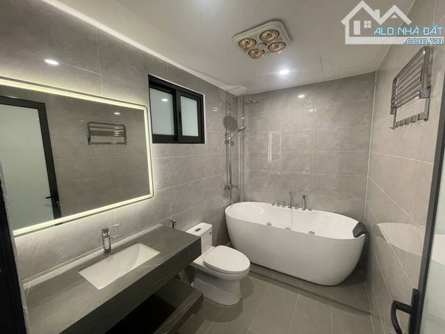 Bán gấp nhà phân lô quân đội Ngọc Thuỵ Long Biên 48m 6T MT4.5m giá 12.6 tỷ gara ô tô, than - 5