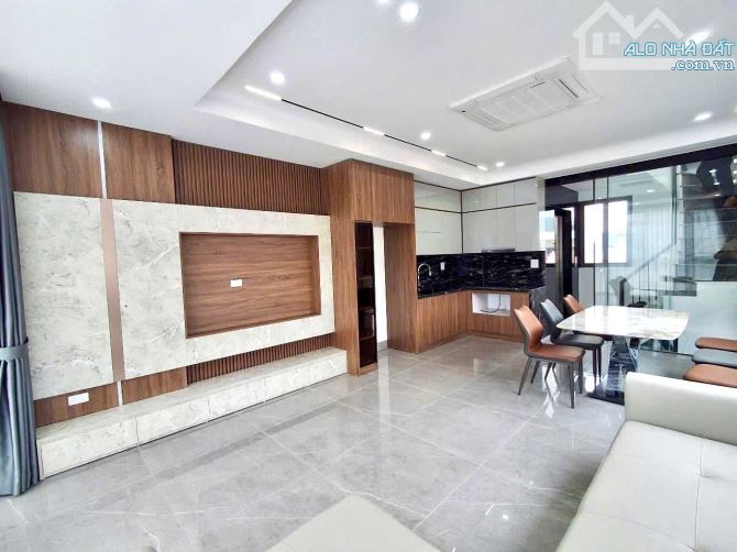 NGUYỄN SƠN GIA THUỴ LONG BIÊN 40M2 MT4,2M THANG MÁY GARA Ô TÔ Ở SƯỚNG - 5