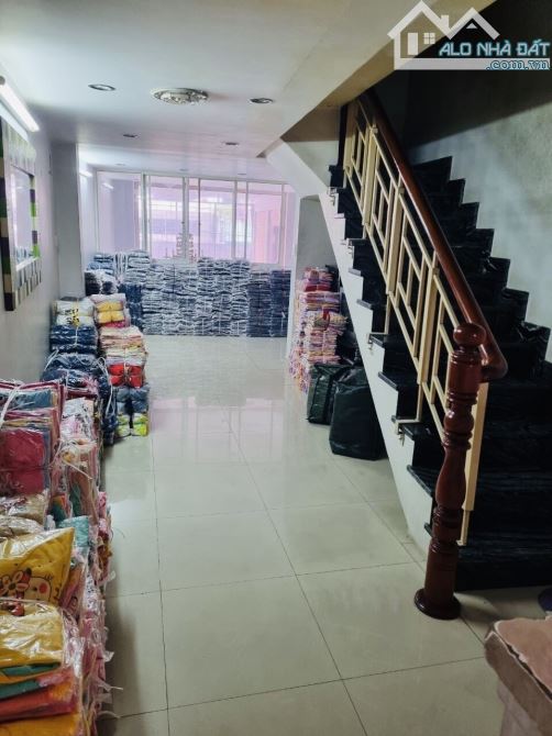 NHÀ BÁN HẺM XE HƠI TRÁNH, ĐƯỜNG LÝ THƯỜNG KIỆT - P.9 - TÂN BÌNH - 4