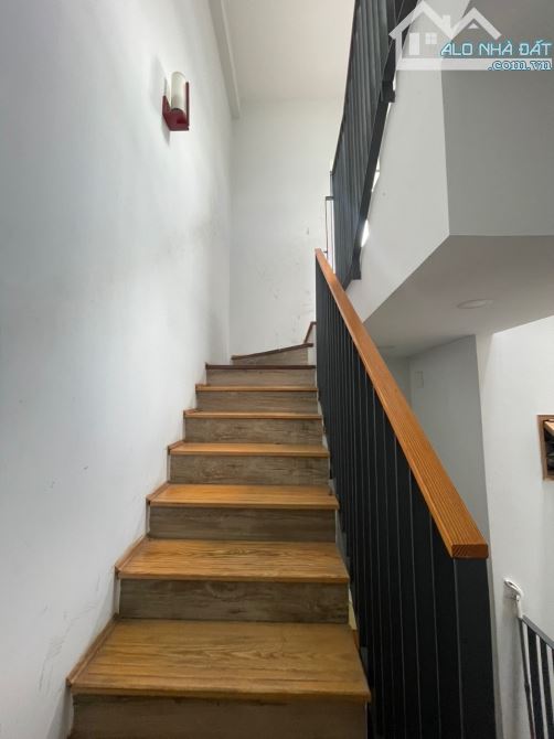 20M RA MT NGUYỄN THỊ NHỎ - TRƯỚC NHÀ 3M - 54M - 4 TẦNG - 4PN - CHỈ 6,8 TỶ - 5