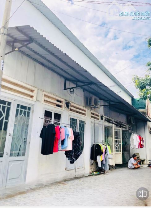 Bán Nhà Bà Điểm Hóc Môn- Nhà Mặt Tiền Lô Góc -137M2 (6x22) - 2Tầng - Kinh Doanh. Nhỉnh 6Tỷ - 5