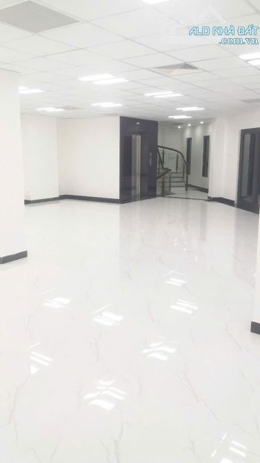 Bán nhà hồng tiến lô góc  mặt tiền rộng đẹp nhất long biên 225m 5 tầng MT 28m giá 115 tỷ - 5