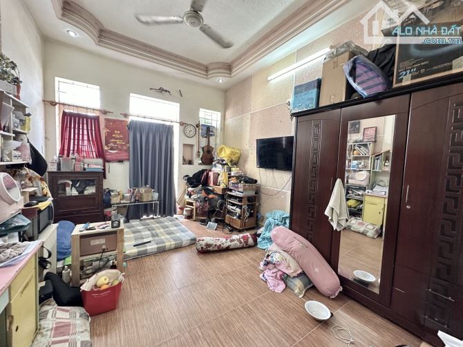Bán nhà Phan đăng lưu Phú nhuận - 4x19m2 - 4 tầng - 10 tỷ. - 5