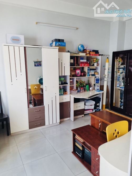 NHÀ BÁN HẺM XE HƠI TRÁNH, ĐƯỜNG LÝ THƯỜNG KIỆT - P.9 - TÂN BÌNH - 5
