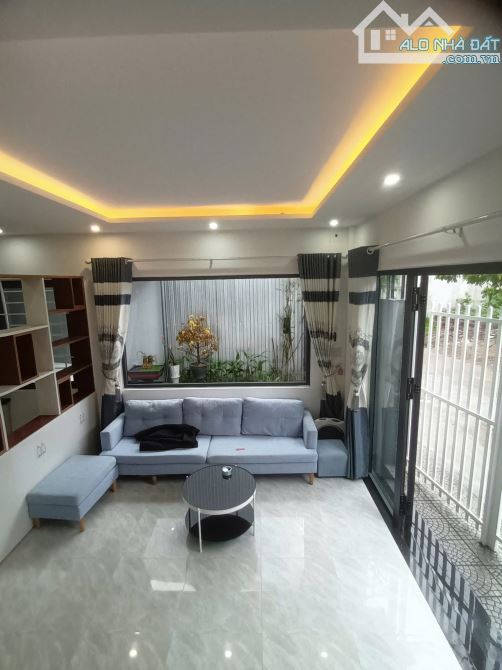 Cần bán nhà 3 tầng kiệt ô tô Khải Định, Huế gần ngã 3 Minh Mạng giá rẻ - 6