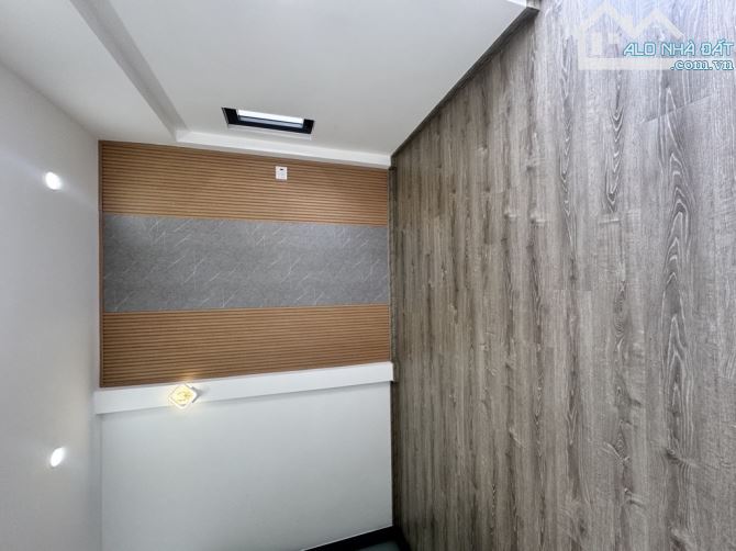 Nhà Bán , Nguyễn Sỹ Sách, P15 , Tân Bình , 40m2 , chủ bán gấp giá 4,1 Tỷ - 6