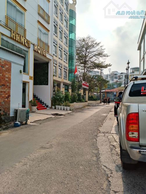 Bán toà nhà khách sạn khu Hoàng Việt 9 tầng có hợp đồng thuê 100tr/tháng - 8