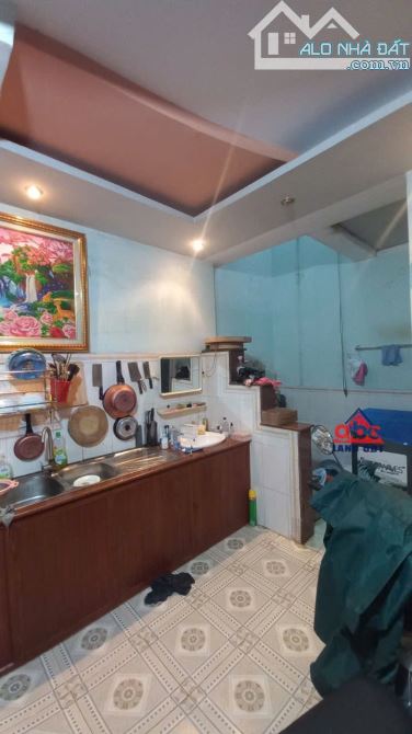 Np172.Cần bán gấp nhà  gác lửng  mái thái  gần  trường học Võ Trường Toản ,Giáo xứ   Hòa B - 8