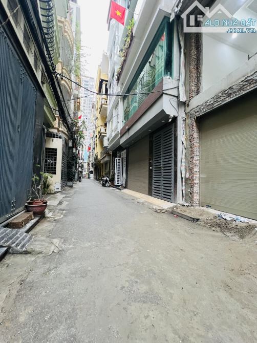 BÁN NHÀ 8 TẦNG XÂY MỚI TẠI NGÕ 9 TRẦN QUỐC HOÀN - NGÕ PHÂN LÔ, Ô TÔ TRÁNH, NHỈNH 22 TỶ