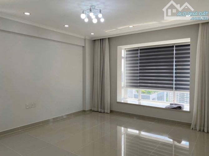 Bán nhanh căn hộ cao cấp Riverside Residence, 180m2, Phú Mỹ Hưng, Quận 7