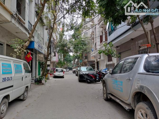 PHÂN LÔ ĐẸP NHẤT BA ĐÌNH, GẦN HỒ TÂY 23.9 TỶ 75m*5T*MT 8m VỈA HÈ 2 OTO TRÁNH KINH DOANH
