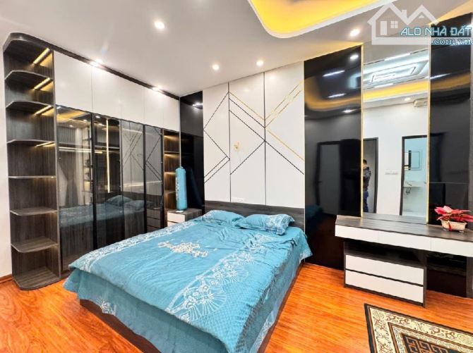 Bán nhà Nghĩa Tân - Cam kết nhà thật ảnh thật: 5Tầng x 38m2 P.lô, ô tô - 8 tỷ nhỉnh