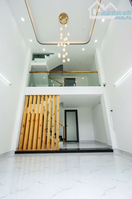 CHDV 4 Tầng, 50m2, Dòng Tiền 35Tr/Th, Gần Sân Bay, Kế Bên CV Gia Định